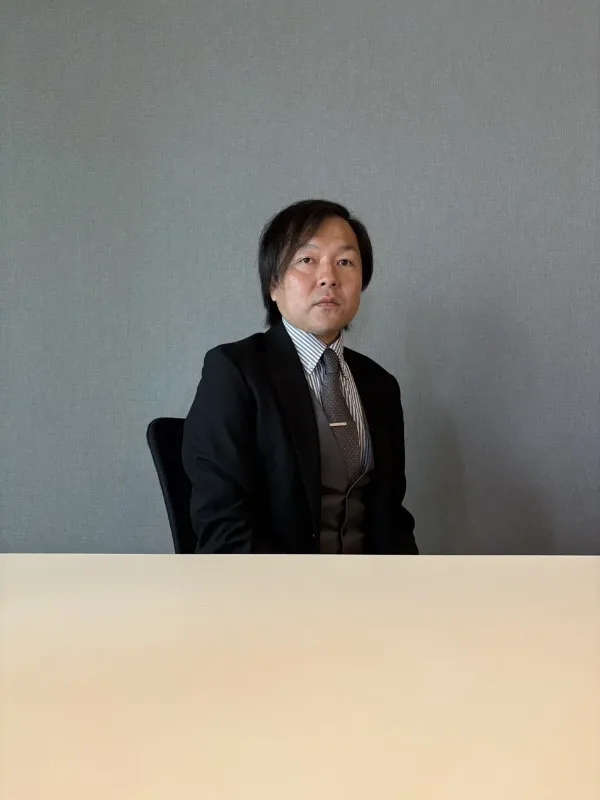 代表 根岸佑介